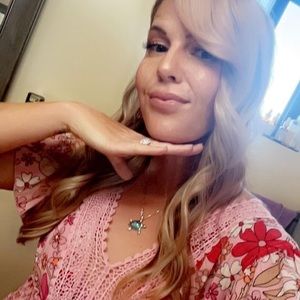 Meet your Posher, Bethany